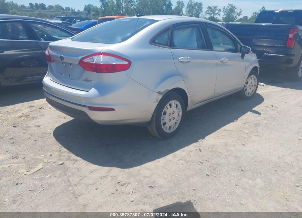 2015 FORD FIESTA S VIN: 3FADP4AJ5FM158096