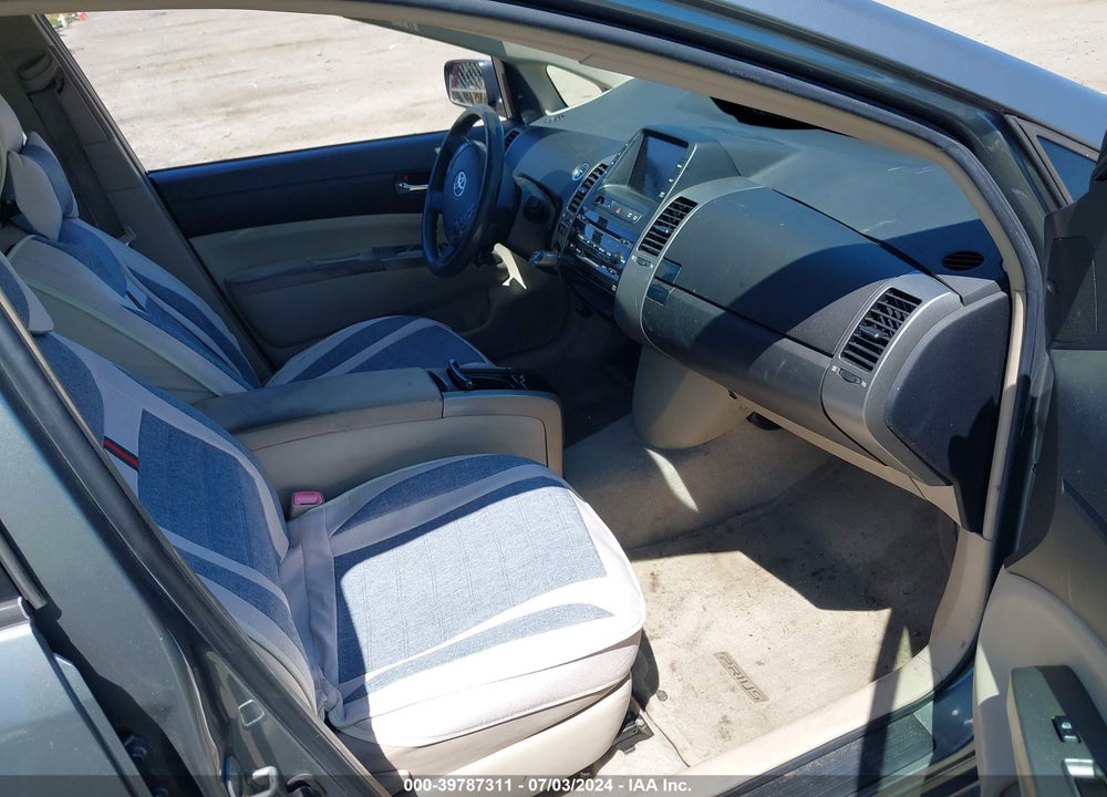 2004 TOYOTA PRIUS VIN: JTDKB20UX40084013