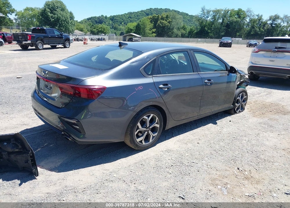 2019 KIA FORTE LXS VIN: 3KPF24AD6KE040610