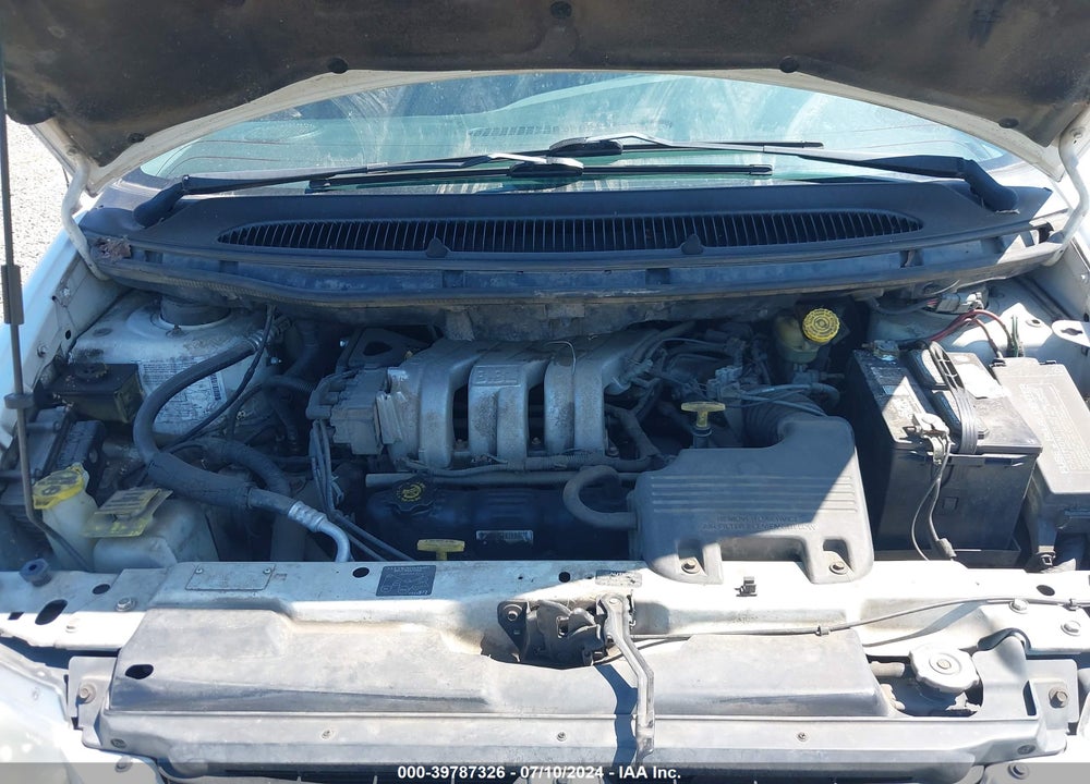 2000 DODGE GRAND CARAVAN VIN: 2B4GP44R3YR619667