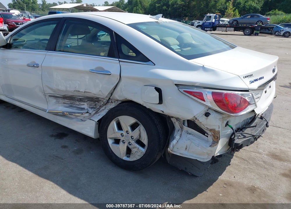 2012 HYUNDAI SONATA HYBRID VIN: KMHEC4A44CA038542