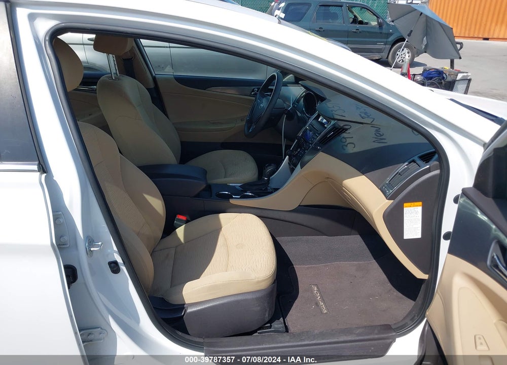 2012 HYUNDAI SONATA HYBRID VIN: KMHEC4A44CA038542