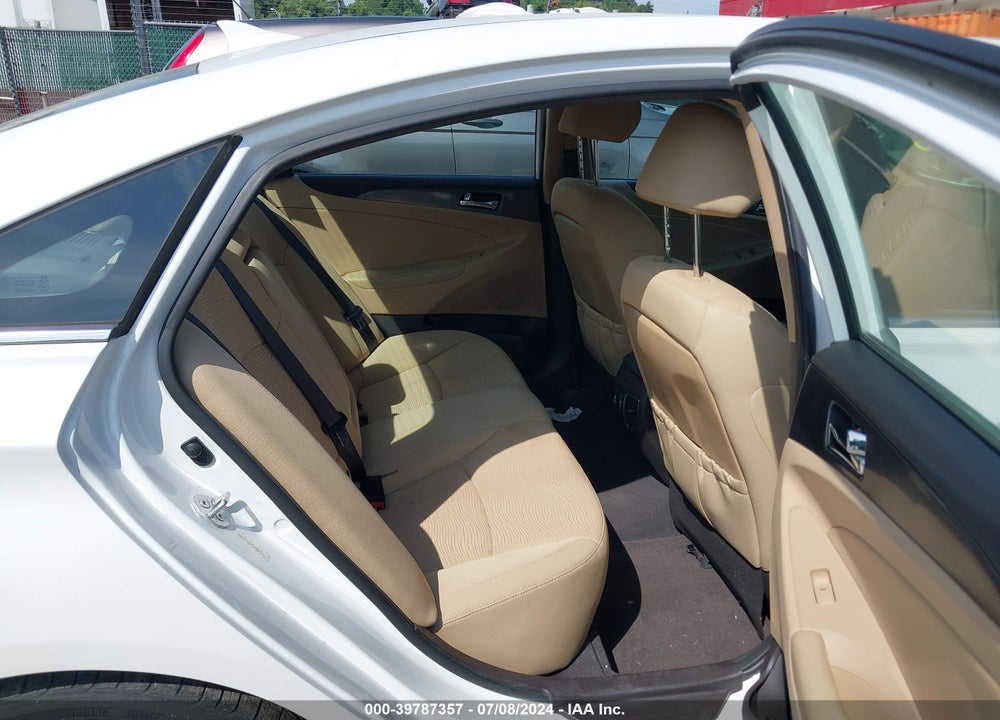 2012 HYUNDAI SONATA HYBRID VIN: KMHEC4A44CA038542