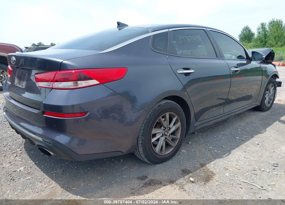 2019 KIA OPTIMA LX VIN: 5XXGT4L35KG292569