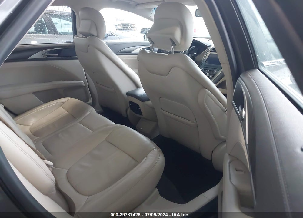 2017 LINCOLN MKZ RESERVE VIN: 3LN6L5E91HR650145