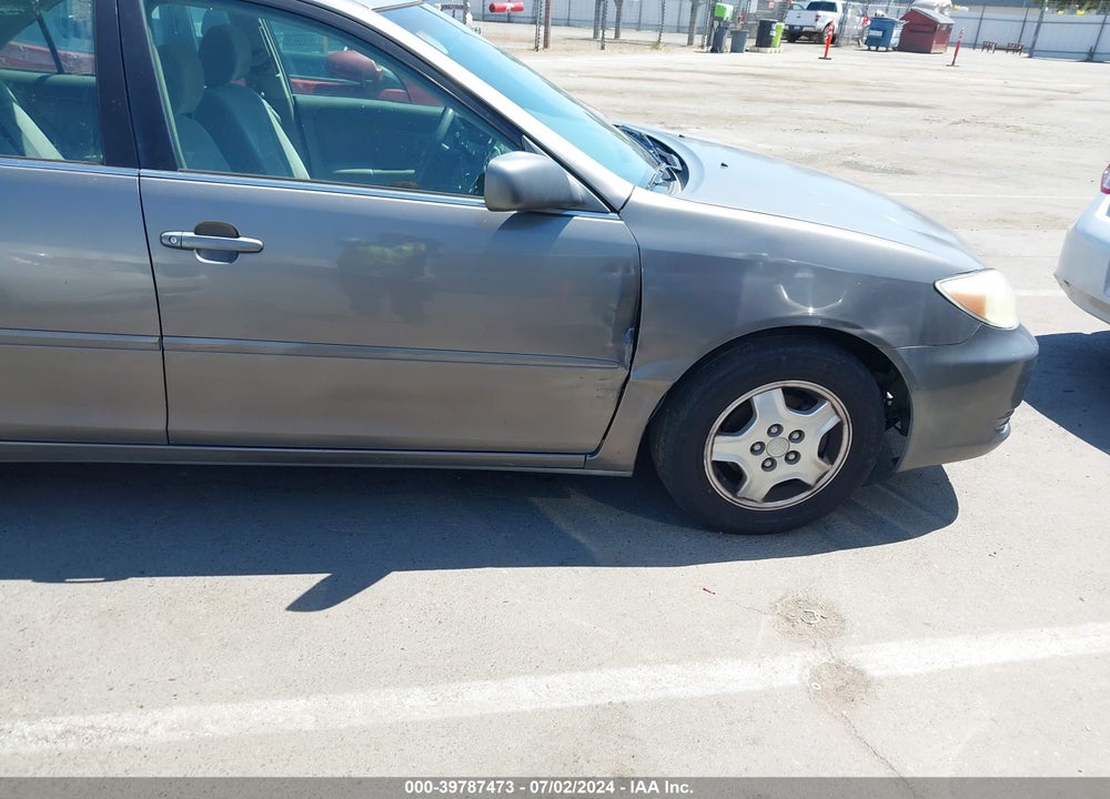 2002 TOYOTA CAMRY LE V6 VIN: 4T1BF30K92U534602