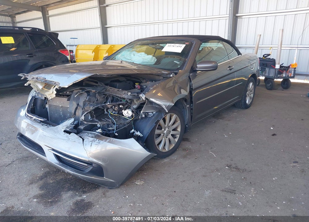 2013 CHRYSLER 200 TOURING VIN: 1C3BCBEG2DN635512