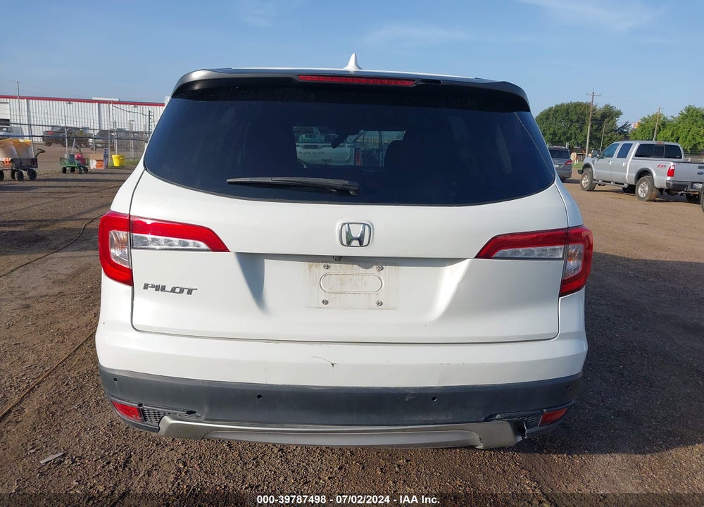 2020 HONDA PILOT 2WD LX VIN: 5FNYF5H18LB008042