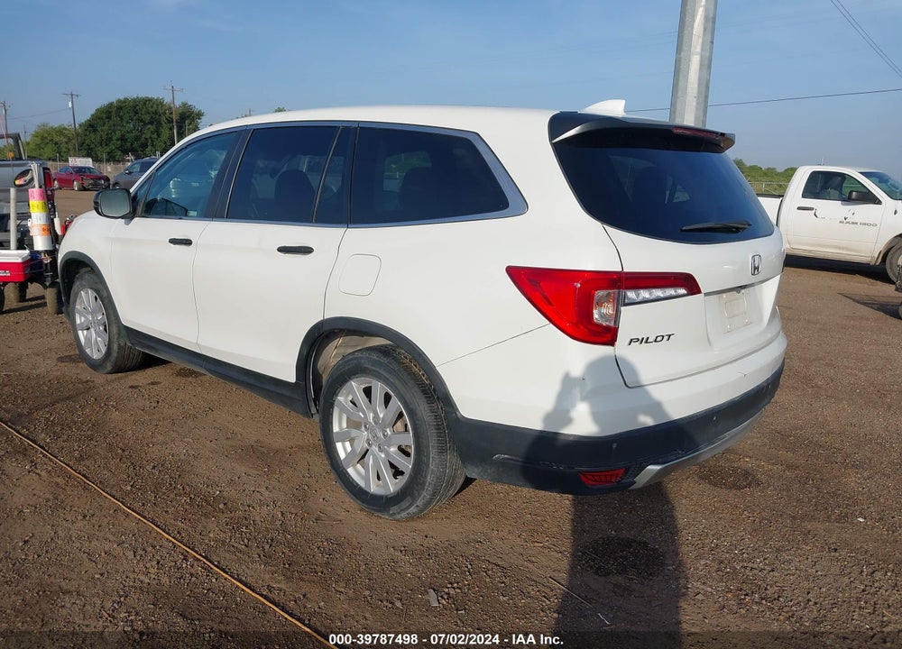 2020 HONDA PILOT 2WD LX VIN: 5FNYF5H18LB008042