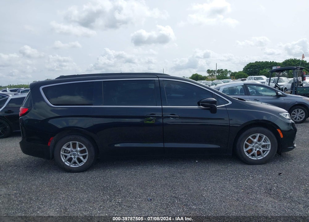 2022 CHRYSLER PACIFICA TOURING L VIN: 2C4RC1BG5NR145742