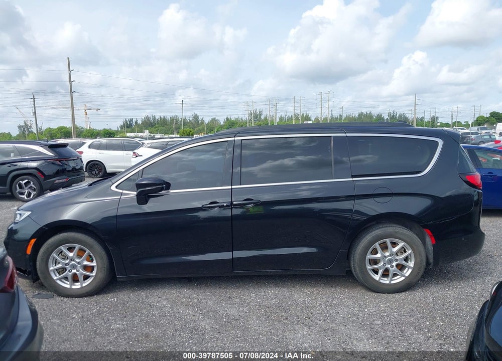 2022 CHRYSLER PACIFICA TOURING L VIN: 2C4RC1BG5NR145742