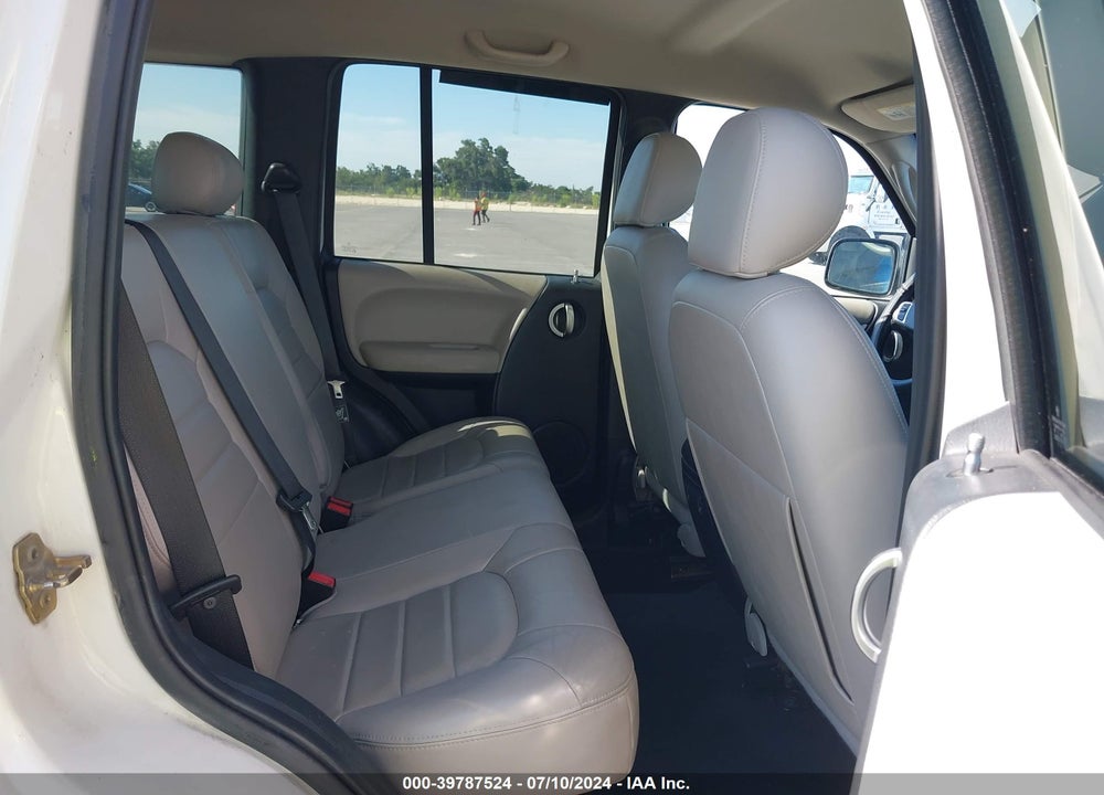 2004 JEEP LIBERTY LIMITED EDITION VIN: 1J4GL58K94W172839