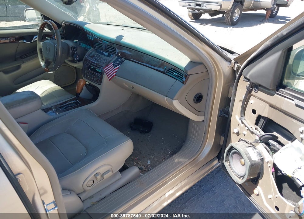2005 CADILLAC DEVILLE DTS VIN: 1G6KF57905U131120