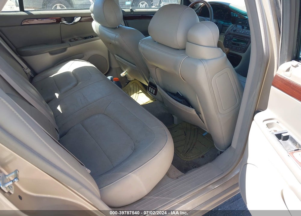 2005 CADILLAC DEVILLE DTS VIN: 1G6KF57905U131120