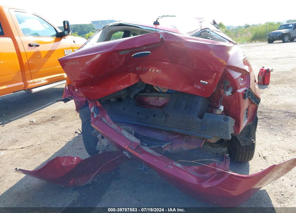 2010 FORD FOCUS SE VIN: 1FAHP3FN3AW139109