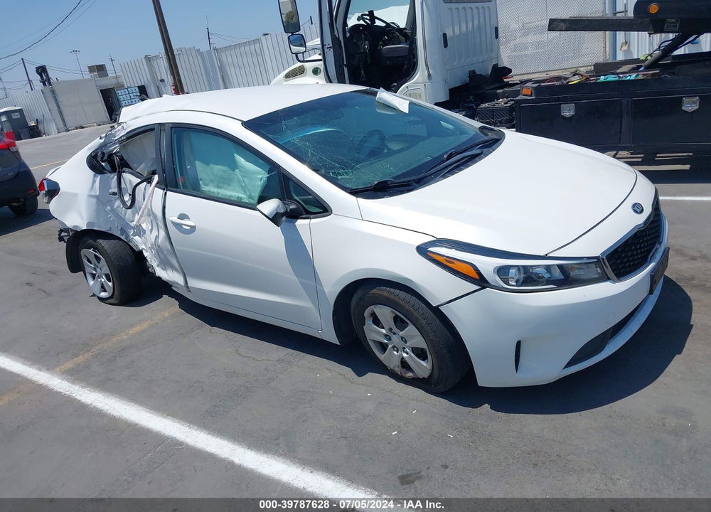 2018 KIA FORTE LX VIN: 3KPFL4A72JE196956