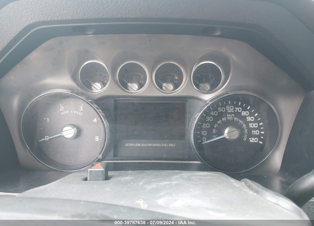 2011 FORD F-250 LARIAT VIN: 1FT7W2BT3BEA00256