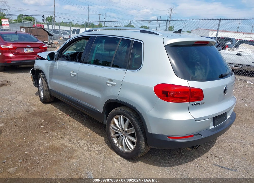 2013 VOLKSWAGEN TIGUAN SE VIN: WVGBV3AX8DW610718