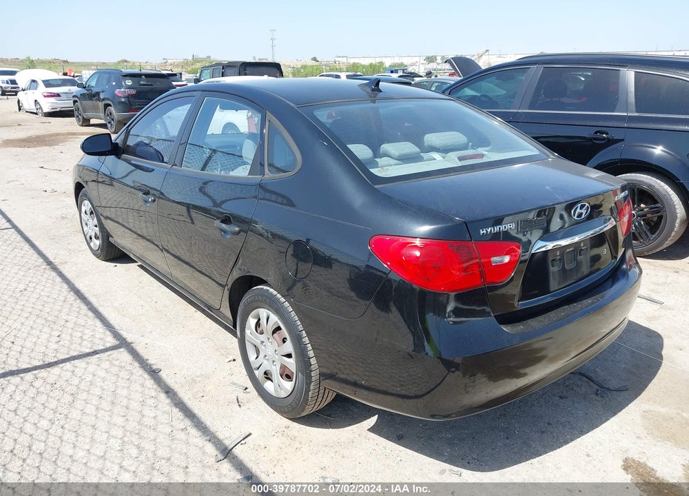 2010 HYUNDAI ELANTRA GLS VIN: KMHDU4AD2AU926954