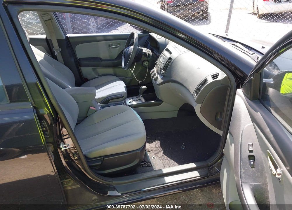 2010 HYUNDAI ELANTRA GLS VIN: KMHDU4AD2AU926954