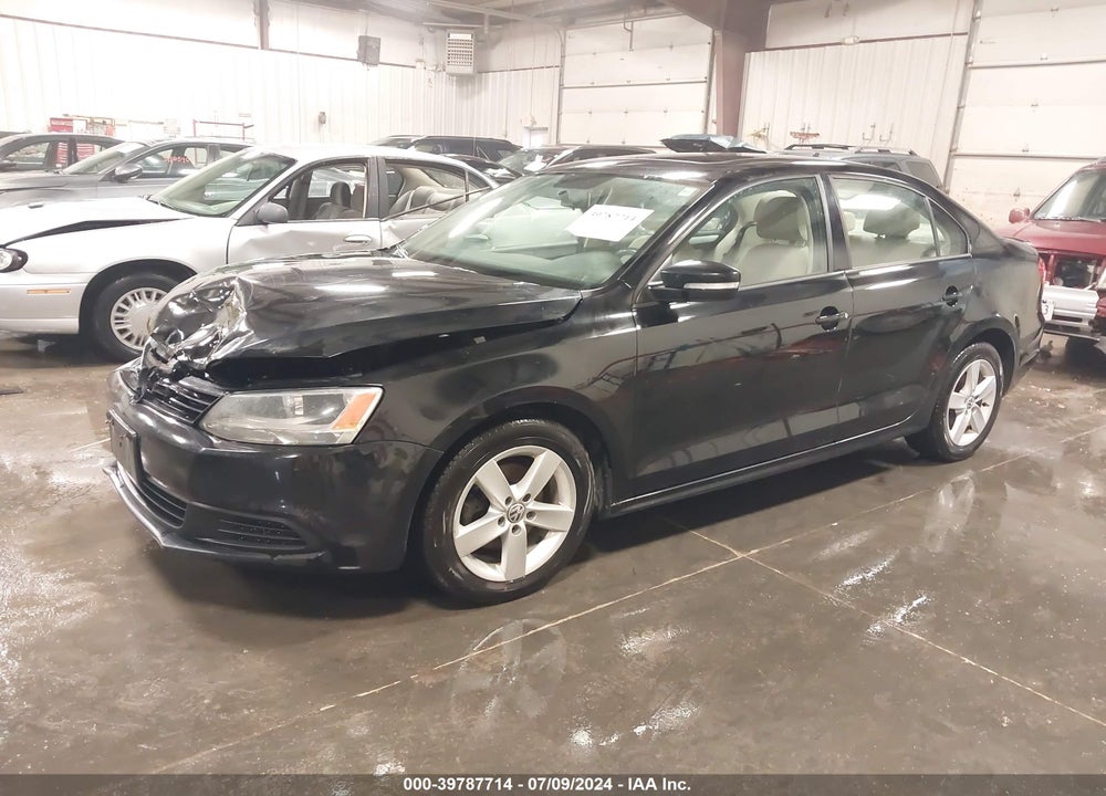 2011 VOLKSWAGEN JETTA 2.0L TDI VIN: 3VWLL7AJXBM113410