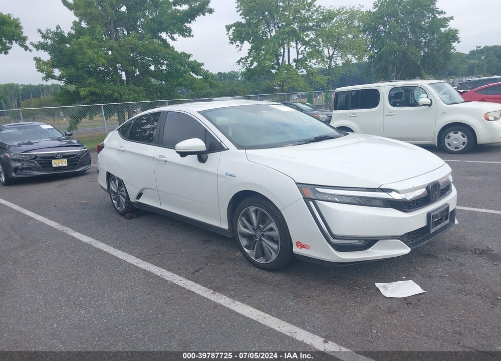 2018 HONDA CLARITY PLUG-IN HYBRID VIN: JHMZC5F11JC008781