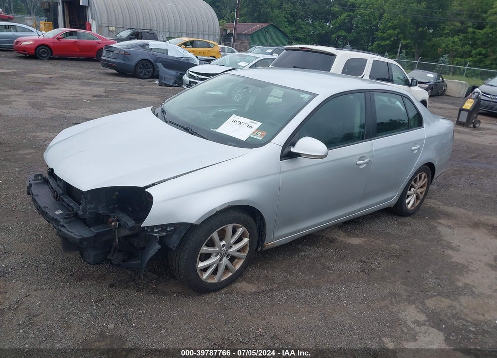 2010 VOLKSWAGEN JETTA LIMITED EDITION VIN: 3VWAZ7AJ4AM120034