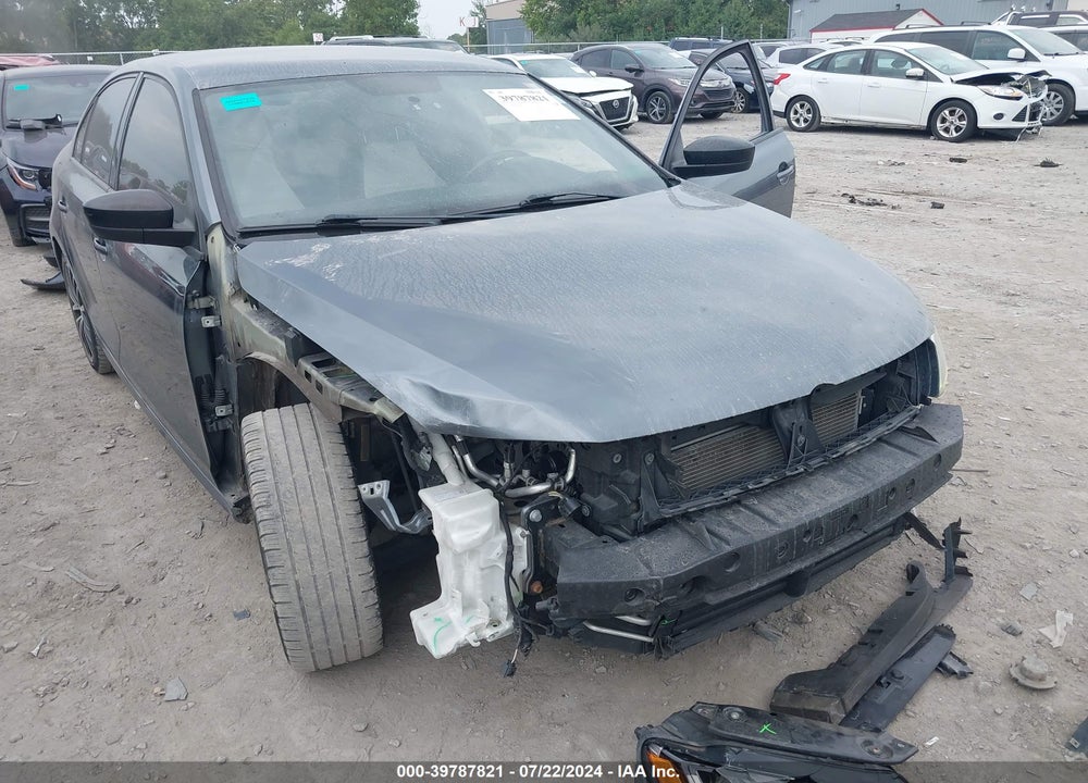 2017 VOLKSWAGEN JETTA 1.8T SPORT VIN: 3VWD17AJ5HM408532