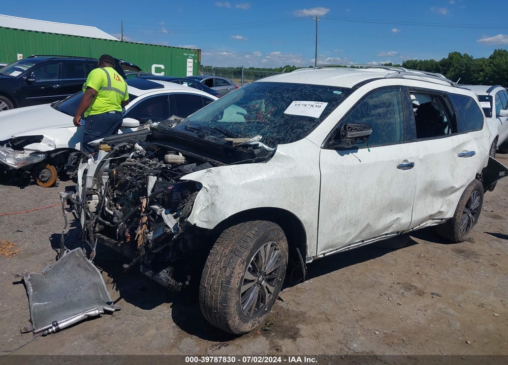 2017 NISSAN PATHFINDER SL VIN: 5N1DR2MN1HC638692