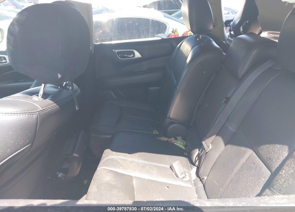 2017 NISSAN PATHFINDER SL VIN: 5N1DR2MN1HC638692