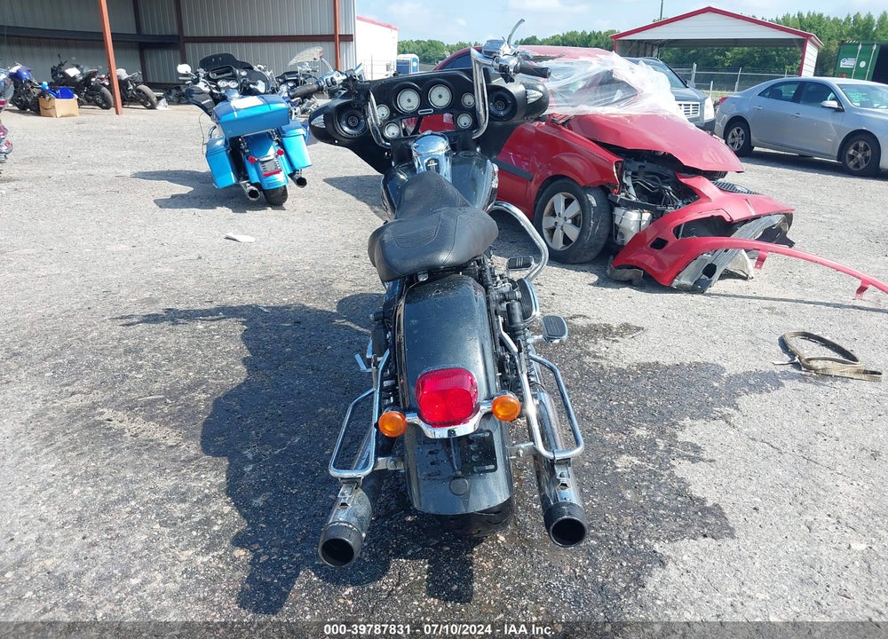 2009 HARLEY-DAVIDSON FLHX VIN: 1HD1KB4309Y645114