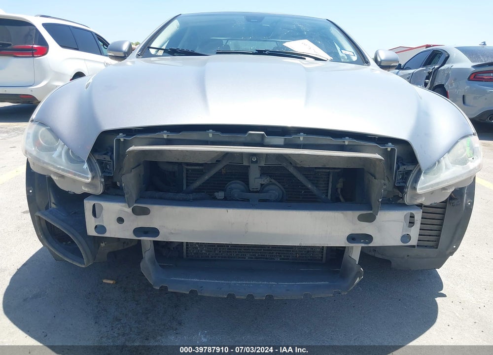 2011 JAGUAR XJ XJL SUPERCHARGED VIN: SAJWA2GE6BMV20608
