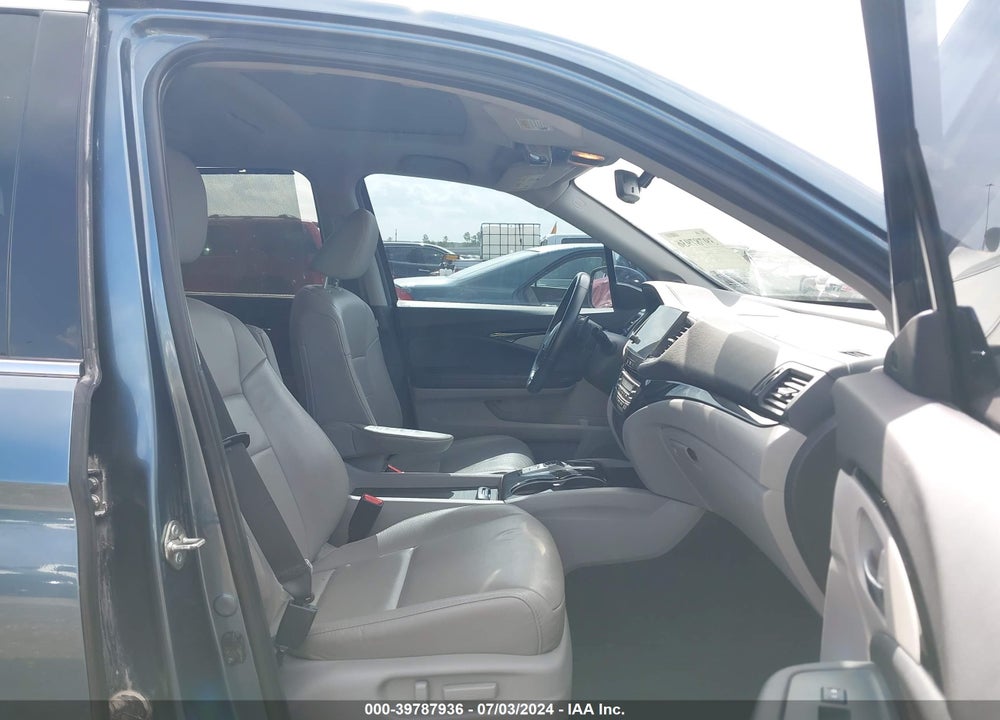 2019 HONDA PILOT TOURING VIN: 5FNYF6H99KB001482