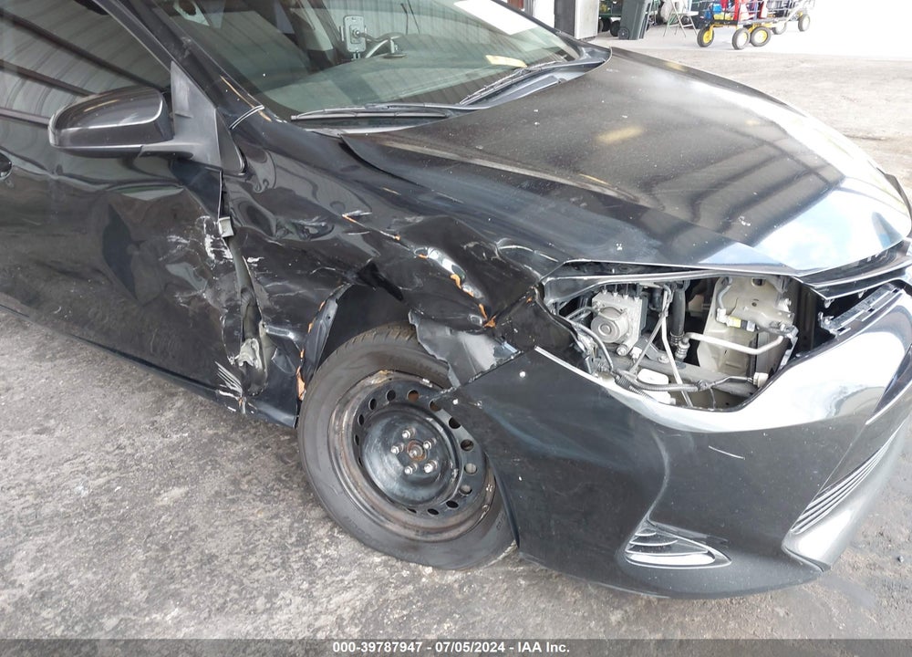 2017 TOYOTA COROLLA LE VIN: 5YFBURHE0HP715976