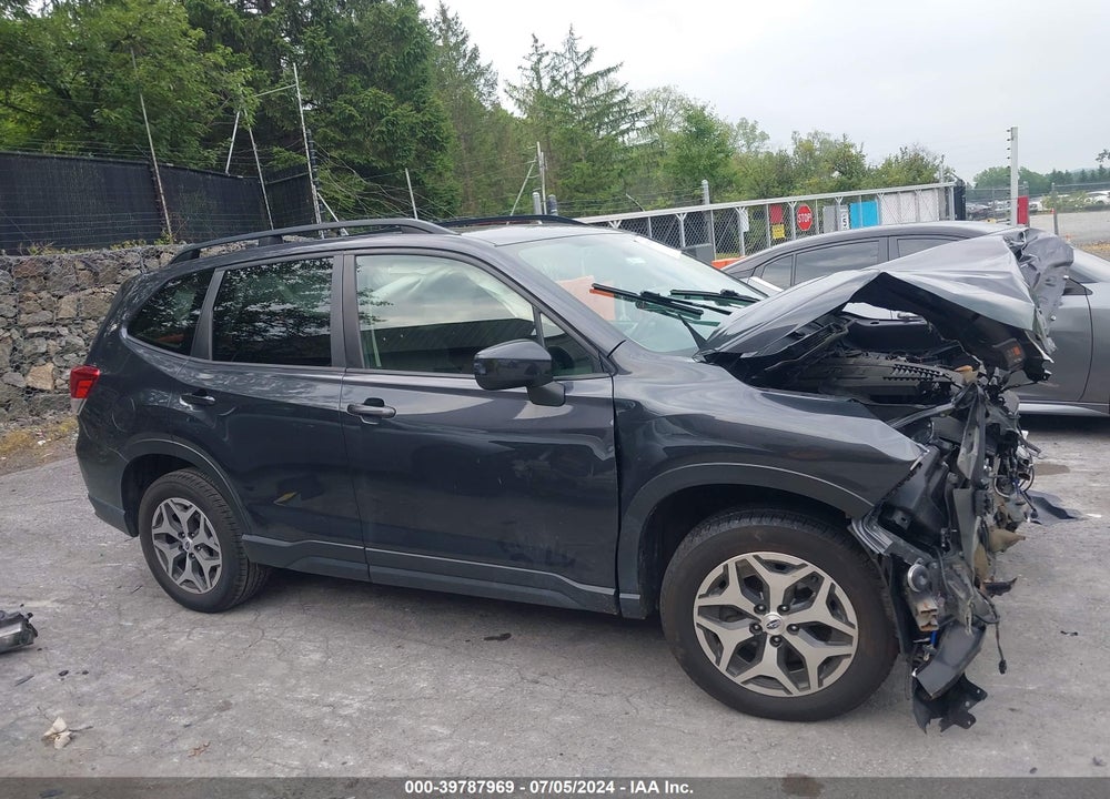 2019 SUBARU FORESTER PREMIUM VIN: JF2SKAEC5KH501290