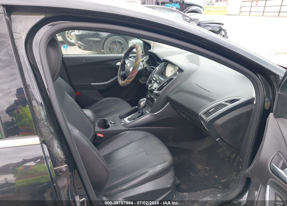 2014 FORD FOCUS TITANIUM VIN: 1FADP3J29EL298607