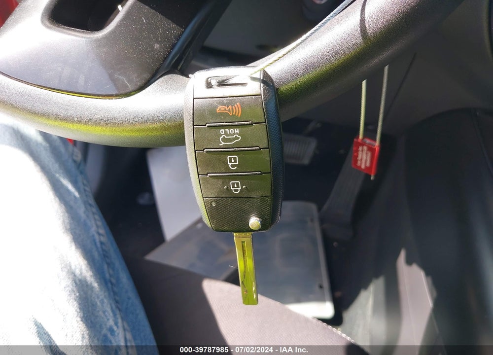 2019 KIA SOUL VIN: KNDJN2A27K7015204