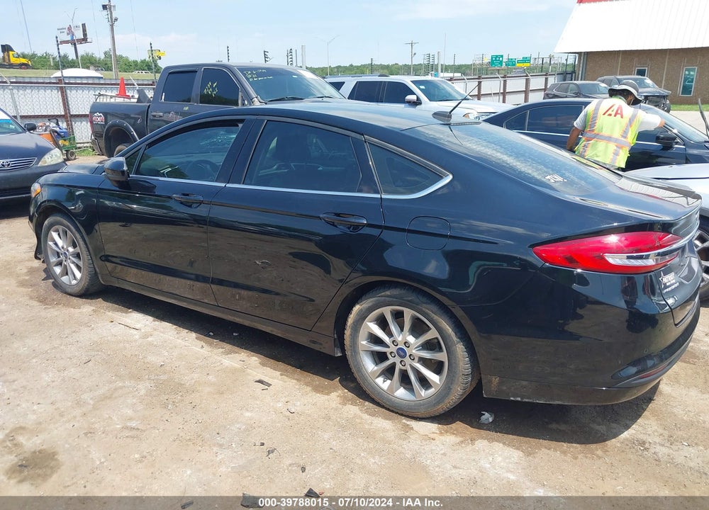 2017 FORD FUSION SE VIN: 3FA6P0HD9HR349558