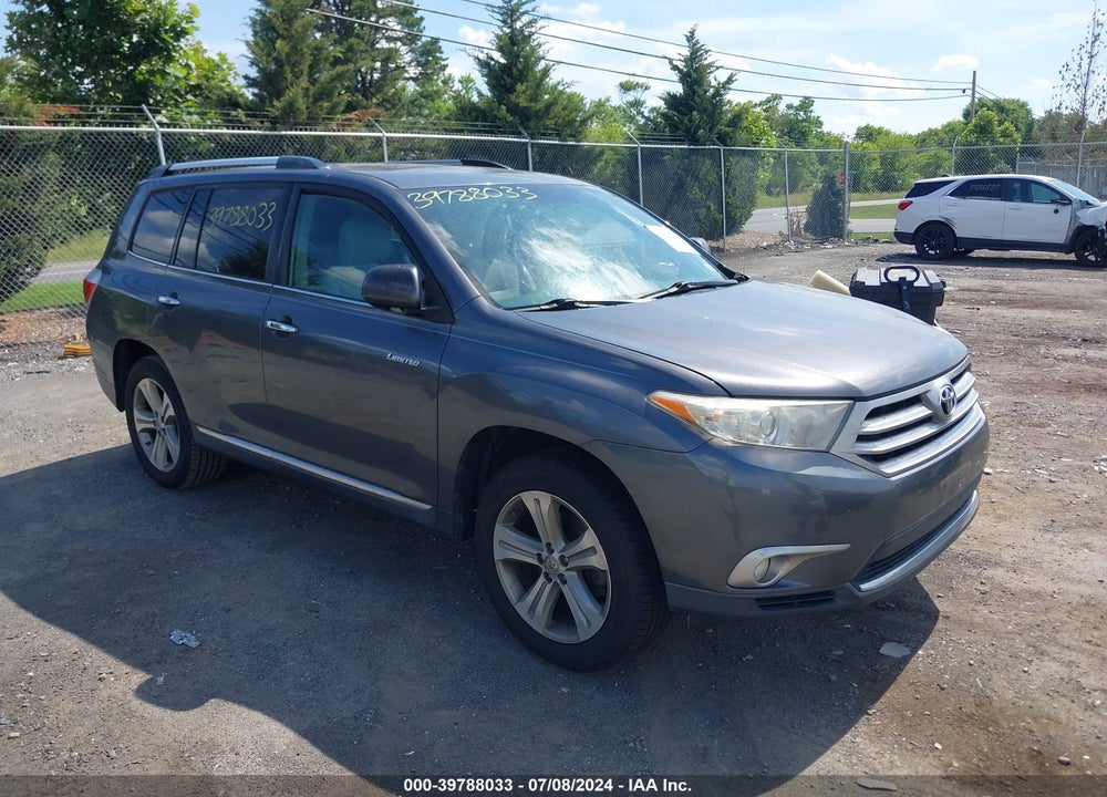 2013 TOYOTA HIGHLANDER LIMITED V6 VIN: 5TDYK3EH4DS135224