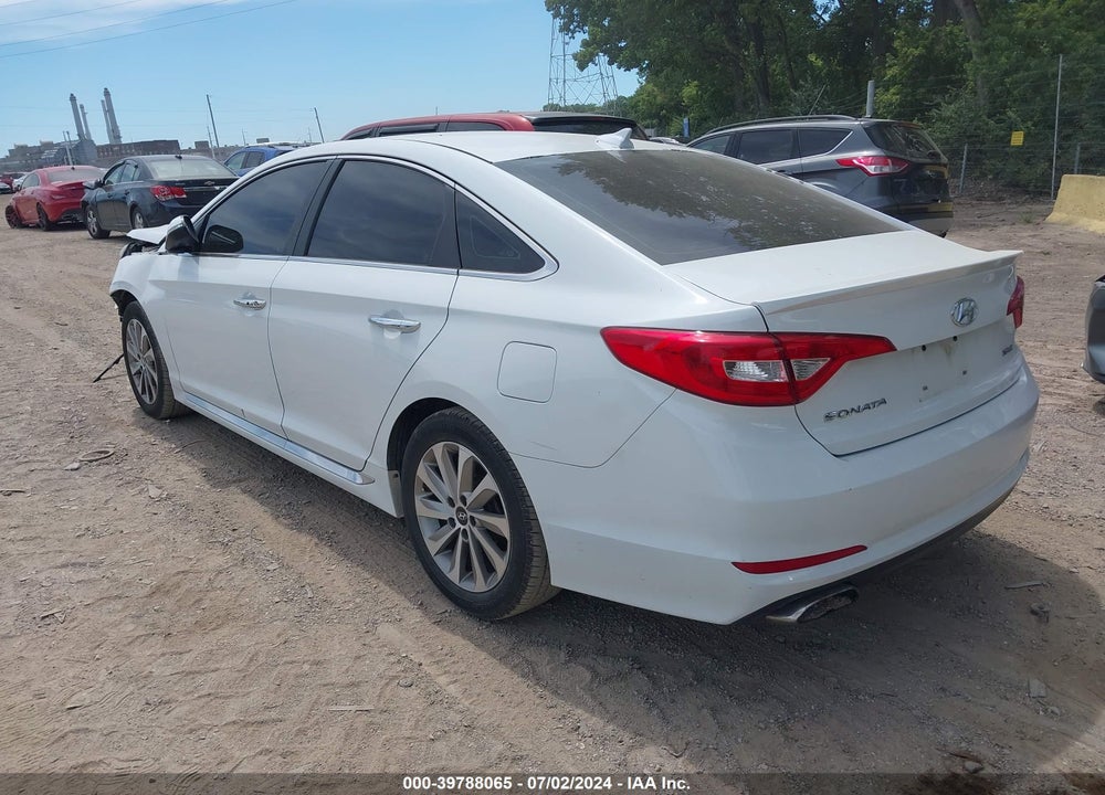 2015 HYUNDAI SONATA SPORT VIN: 5NPE34AF7FH042460