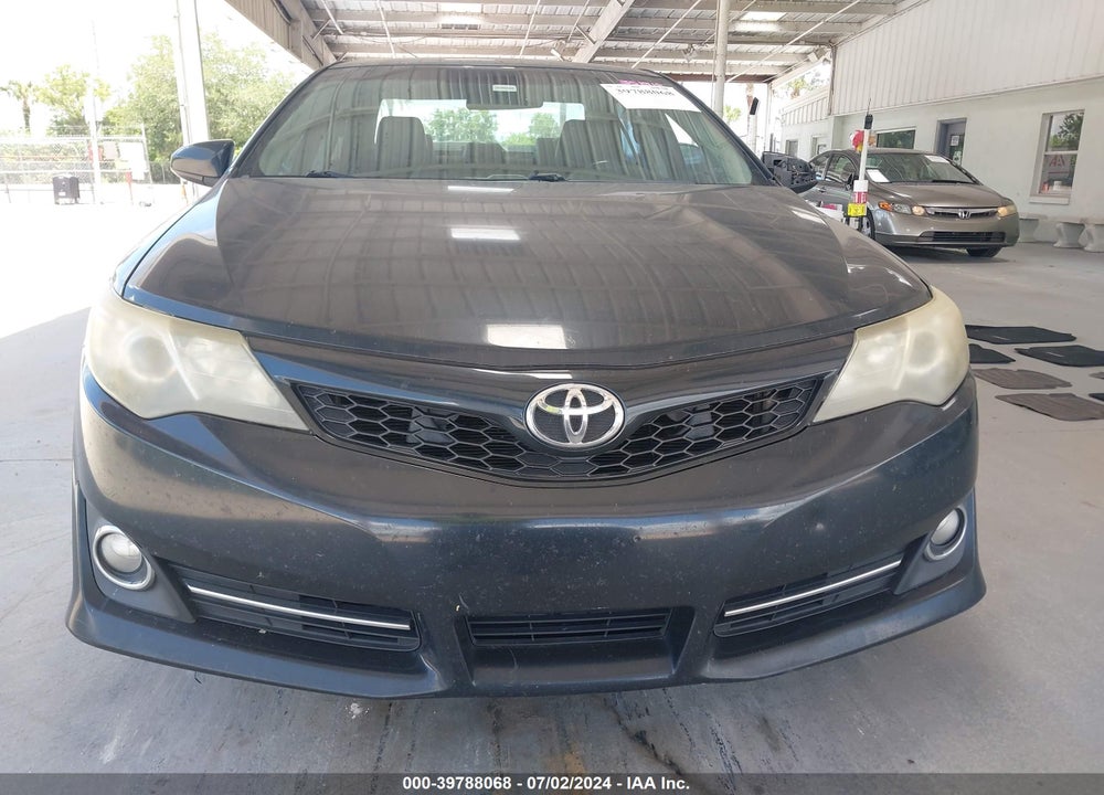 2014 TOYOTA CAMRY SE VIN: 4T1BF1FK0EU325488