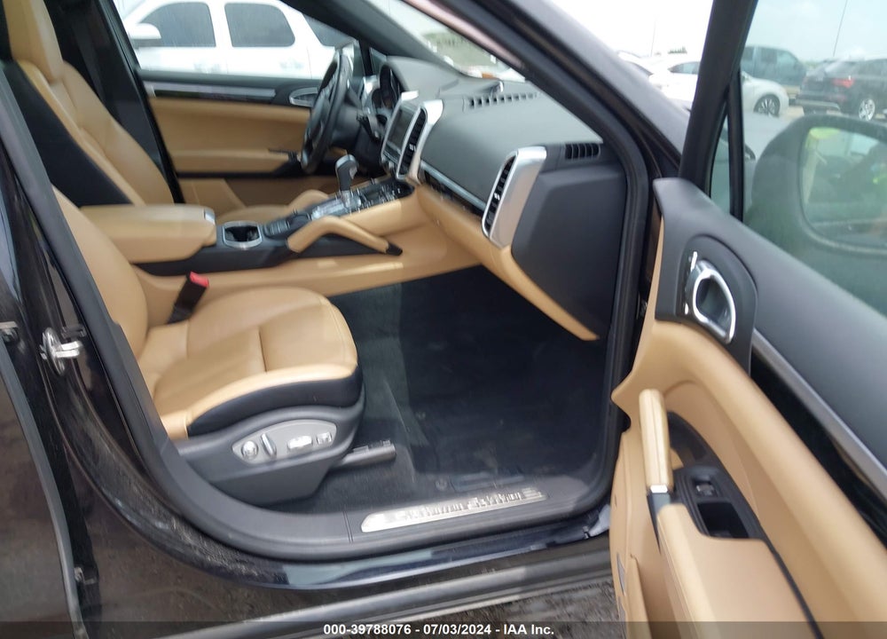 2014 PORSCHE CAYENNE VIN: WP1AA2A25ELA92840