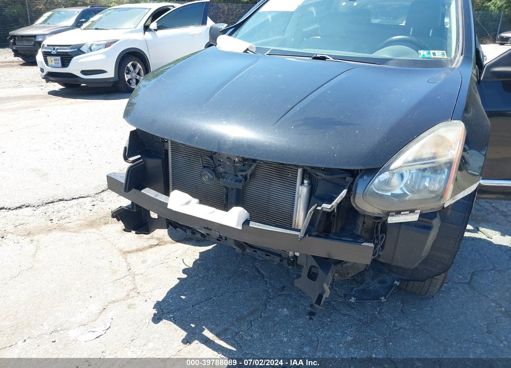 2014 NISSAN ROGUE SELECT S VIN: JN8AS5MV2EW204406