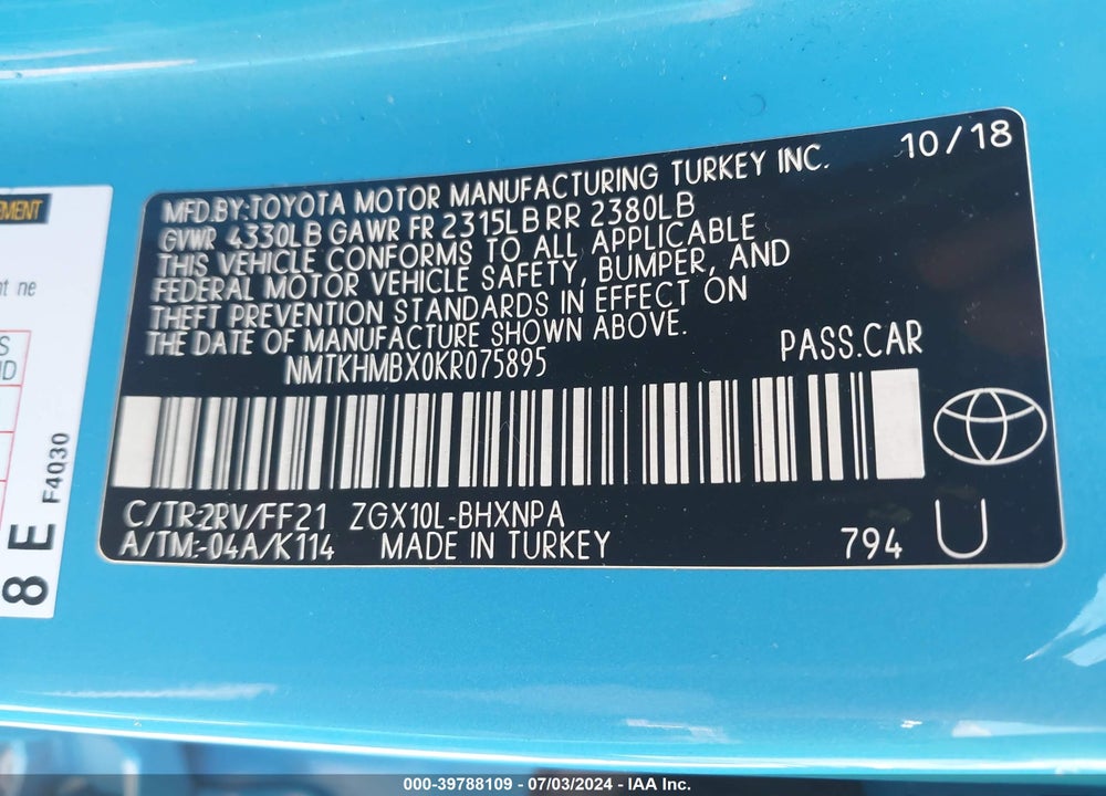 2019 TOYOTA C-HR XLE VIN: NMTKHMBX0KR075895