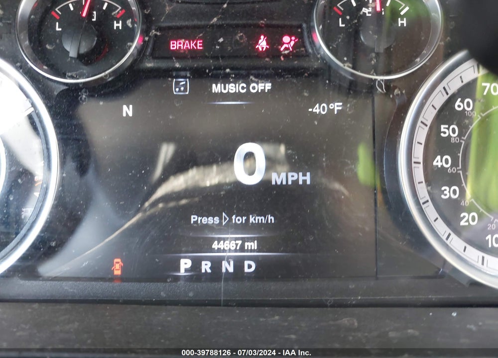 2019 RAM 1500 CLASSIC WARLOCK QUAD CAB 4X4 6'4 BOX VIN: 1C6RR7GT0KS675190