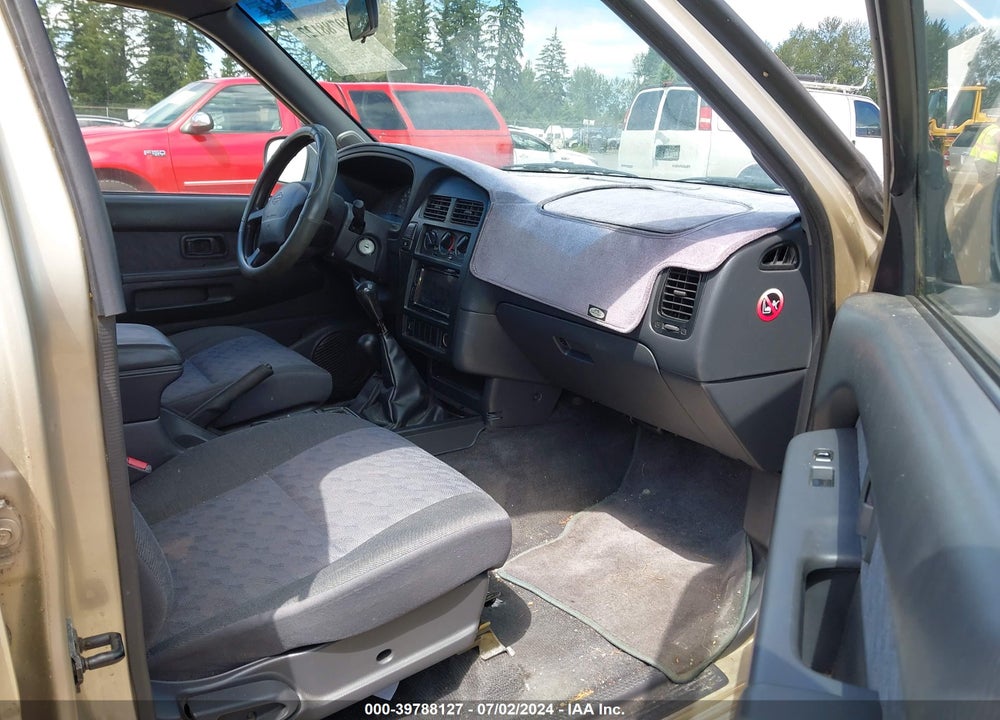 1996 NISSAN PATHFINDER LE/SE/XE VIN: JN8AR05Y0TW043591