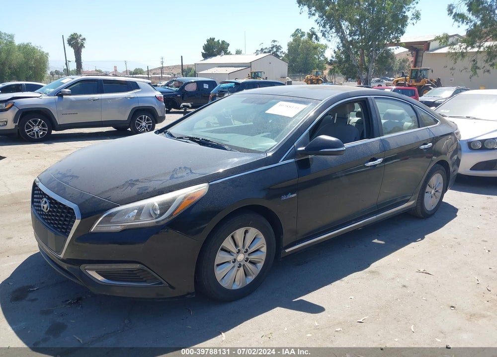 2017 HYUNDAI SONATA HYBRID SE VIN: KMHE24L16HA045733