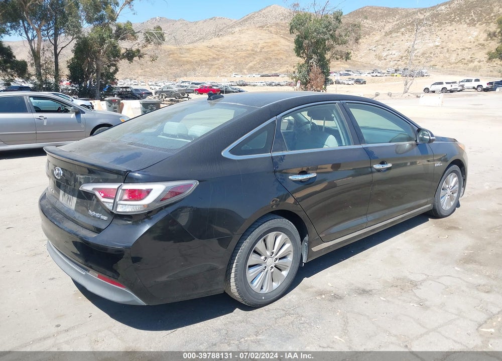 2017 HYUNDAI SONATA HYBRID SE VIN: KMHE24L16HA045733
