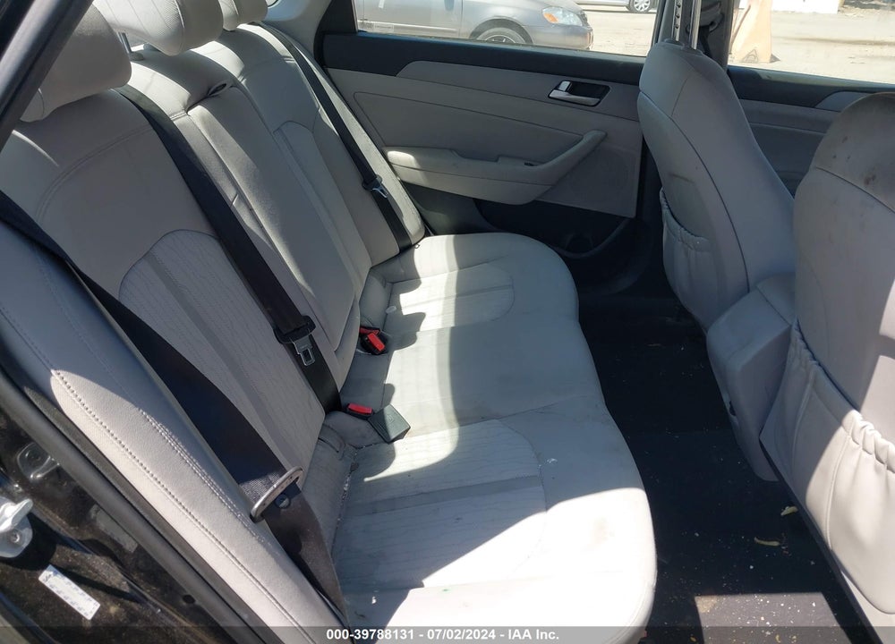 2017 HYUNDAI SONATA HYBRID SE VIN: KMHE24L16HA045733