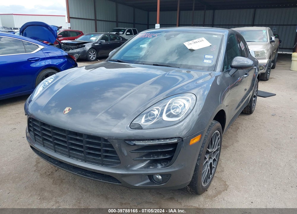 2018 PORSCHE MACAN VIN: WP1AA2A50JLB18071